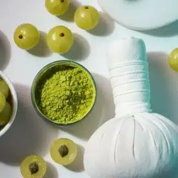 Amla for Skin — Powder & Fresh Fruit